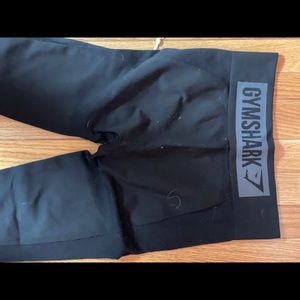 Black Gymshark leggings. Size medium.